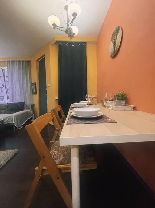 A Colorful For A Start Apartamento