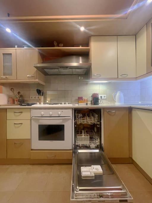 Apartamento A Colorful For A Start *